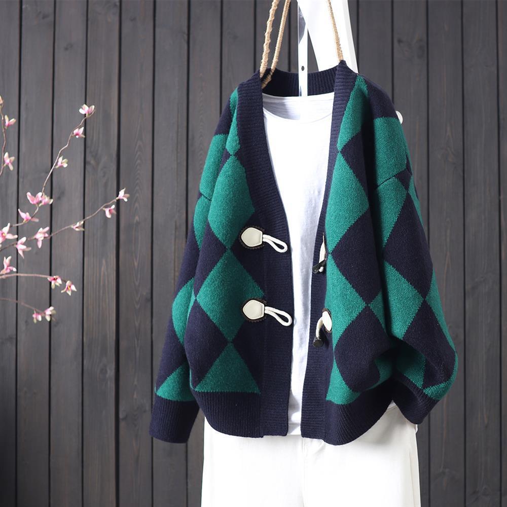 Diamond-shaped   Knitted Cardigan