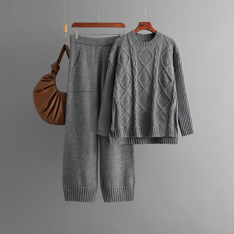 Cable-knit Pullover Sweater Suit