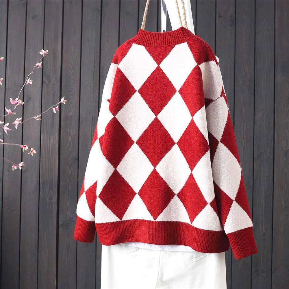 Diamond-shaped   Knitted Cardigan