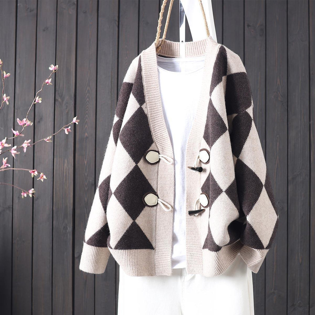 Diamond-shaped   Knitted Cardigan