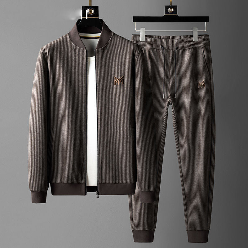 Sportswear Suit (tm 4XL)!!